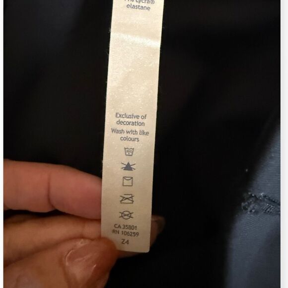 Lululemon Reflective Zipper Pocket Leggings - Picture 9 of 10